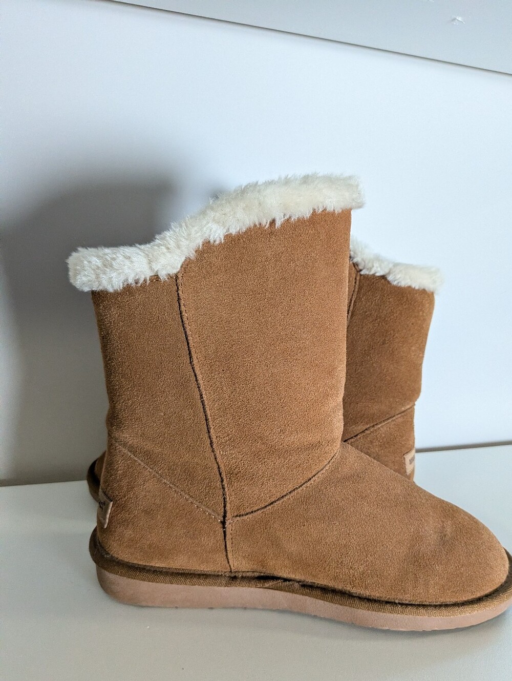 Minnetonka Orphelia Chestnut Suede Faux Fur Lined Boots Size 9 - Picture 5 of 8